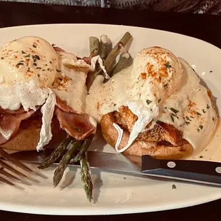 Eggs Benedict half salmon/half ham on fresh baked brioche