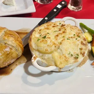 Beef Wellington with Scalloped Potatoes and Vegetable Medley