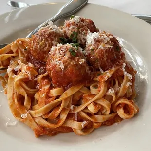 Fettucine with Meatballs