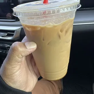 Iced caramel macchiato