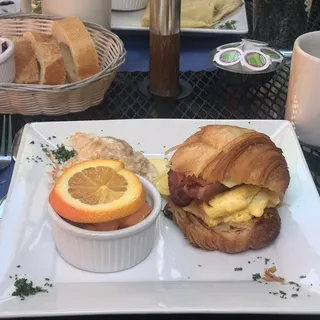 Breakfast Muscle Sandwich