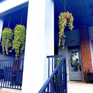 the entrance to the restaurant