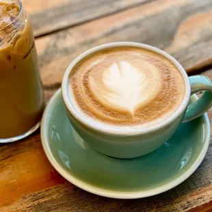 Hot and iced lattes !