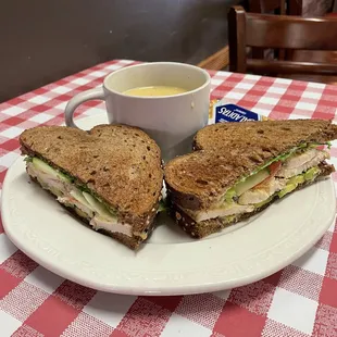 soup, soups and chowder, chowder, food