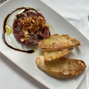 Steak Tartare*