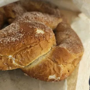 Cinnamon Pretzel