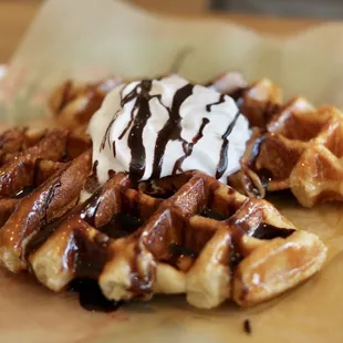 IG: @tffny.eats / Croffle