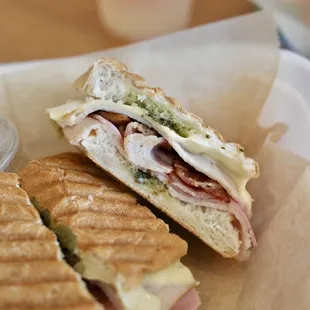 IG: @tffny.eats / Turkey club panini