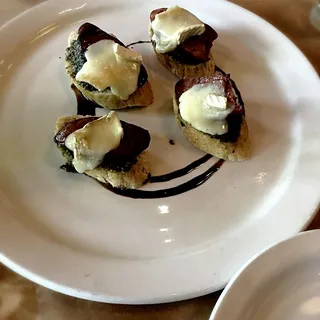 Crostini di Hill Country