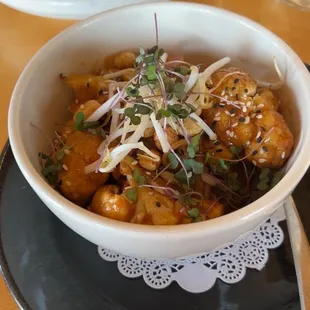 Spicy Cashew Cauliflower Bowl