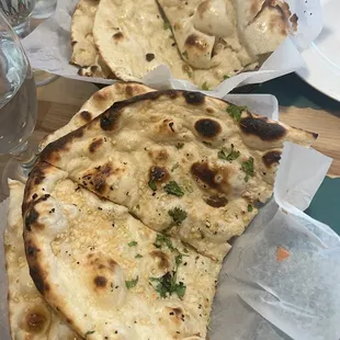Garlic naan