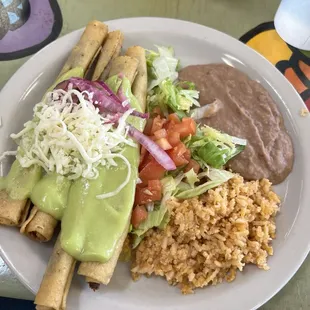 Flautas shredded beef