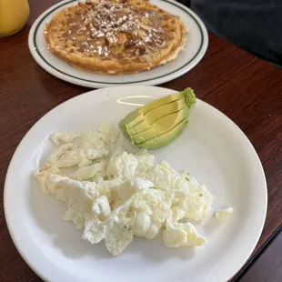 Caramel drizzled, waffle, egg whites, fresh avocado
