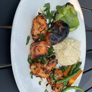 grilled chicken with rice and vegetables