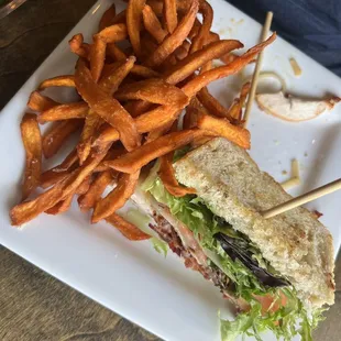 Turkey club, sweet potato fries