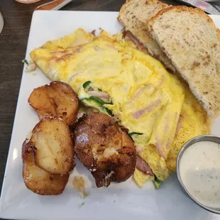 North of the Border omlette with peppercorn ranch on the side