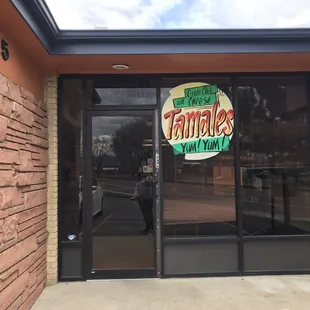 the entrance to the restaurant