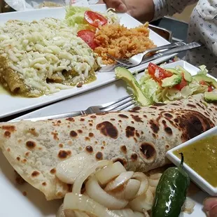 burritos and wraps, food