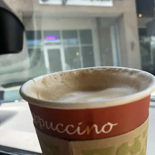 My amazing and delicious vanilla latte!! ;)