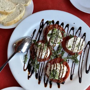 Mozzarella Caprese