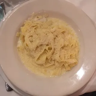 Fettuccini Alfredo