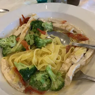 Fettuccini con Pollo