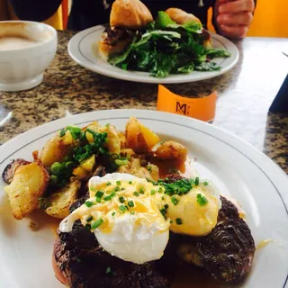 Eggs Benedict with Filet Mignon Brunch