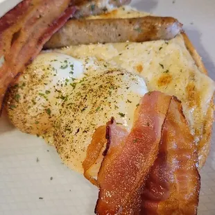 Mong Breakfast Sandwich