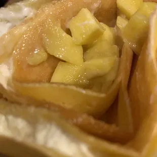 Mango Crepe