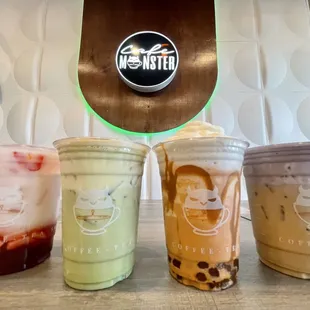 Pink Monster Refresher
Oreo Brûlée Matcha
Thai Caramel Brûlée 
Ube Coffee