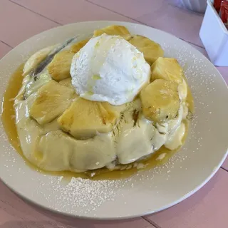 Lilikoi (Passion Fruit) Cream & Pineapple Pancake*