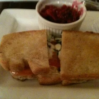 Grilled 3 Cheese Sandwich