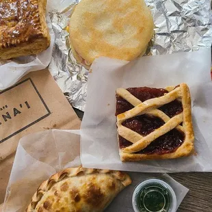 Carne Empanada Arepa Guyaba tart