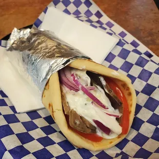 burritos and wraps, food