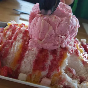 Fruit shaved ice