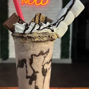 S&apos;mores shake