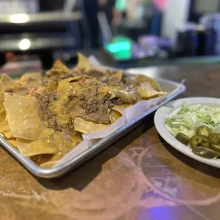 Spicy beef nachos