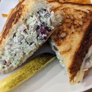 I will forever crave the Grilled Chicken Salad! Look how it's just piled on there!!