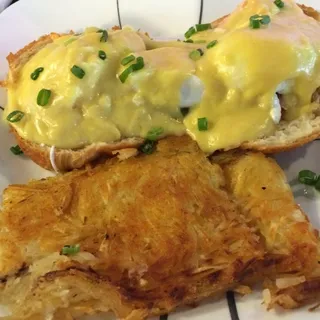 Salmon Eggs Benedict