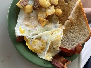 Martindale River Cafe and Mercantile