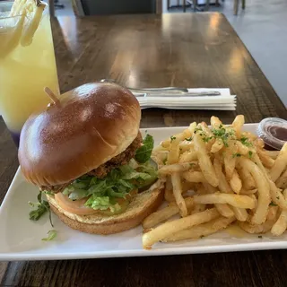 Classic Crispy Chikn