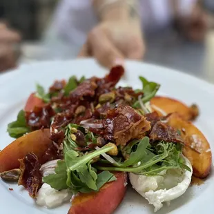 Burrata &amp; Prosciutto $16