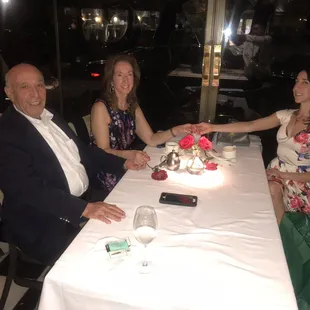 sushi and sashimi, interior