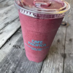 Berry island breeze smoothie, refreshing!