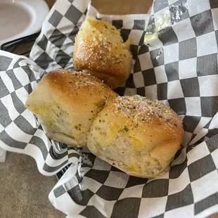 4 Garlic knots come with an entree (the wife dove in too fast lol)