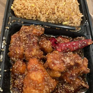 4. Sesame Chicken Lunch Combo