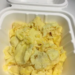 Side of fluffy scrambled eggs $2.50