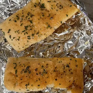 Side of Garlic Bread - comes with dinner entree