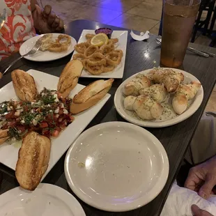 Calamari, Garlic Knots, Bruschetta (amazing!)
