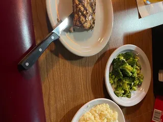 Hickory Inn